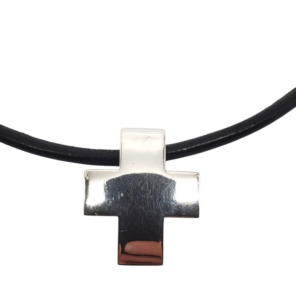 James Avery Sterling Silver Cross Pendant On Leather Cord #21443 - Picture 2 of 7